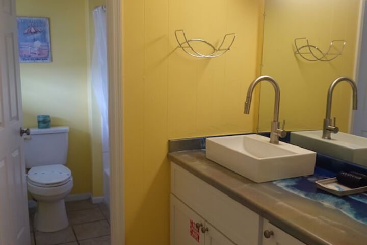 Room 229 of 282