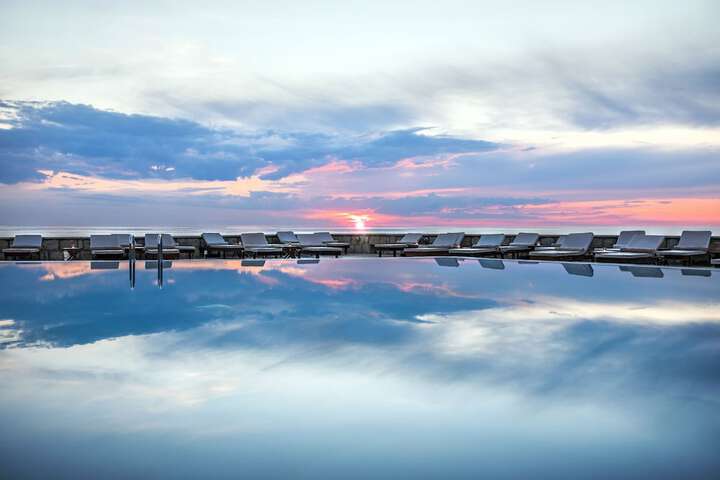 Pool 108 of 211