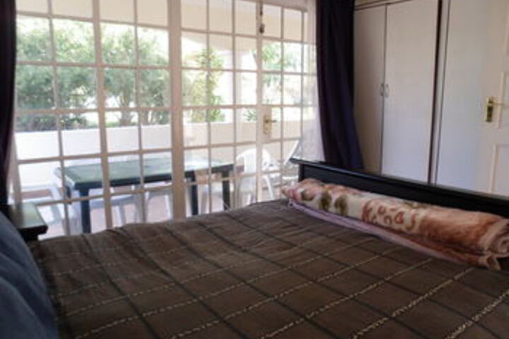 Room 14 of 27