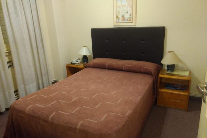 Room 8 of 34