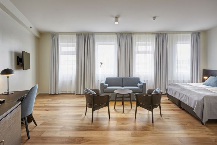 Room 11 of 55