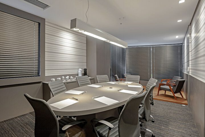Business Center 44 of 48
