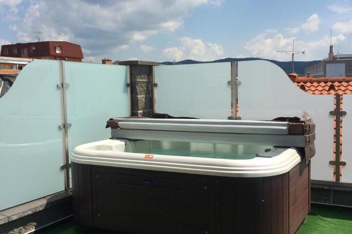 General 8 of 81