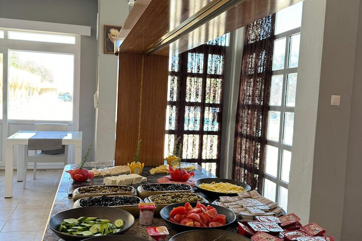 Breakfast/Coffee Service 58 of 131