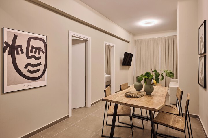 Room 14 of 20