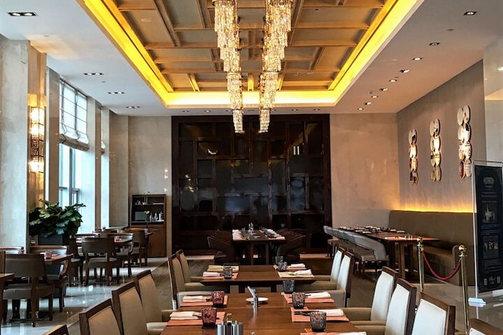 Dining Photos