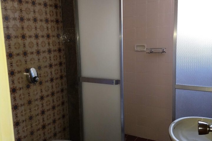 Room 52 of 121