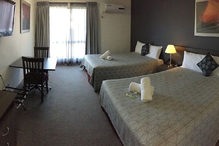 Room 27 of 54