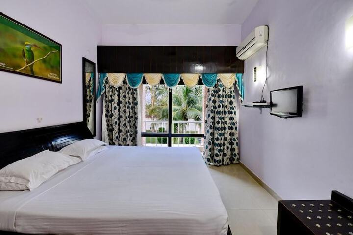 Room 6 of 39