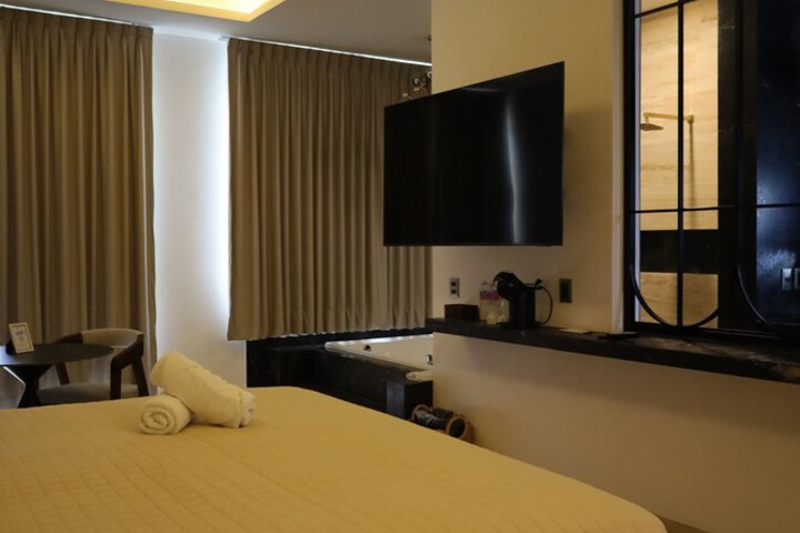 Room 57 of 205