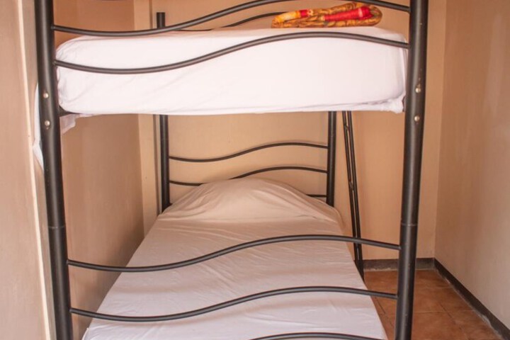 Room 19 of 46