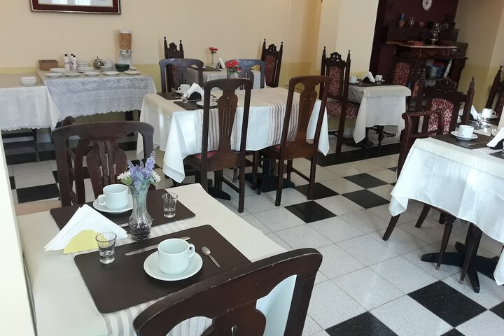 Breakfast/Coffee Service 27 of 31