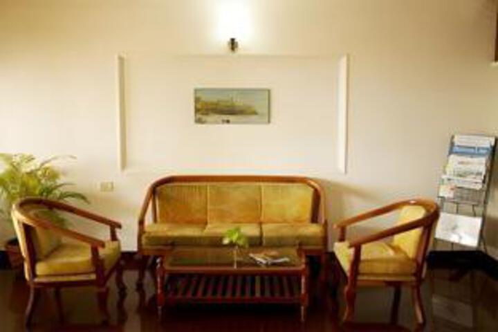 Hotel 4 of 5