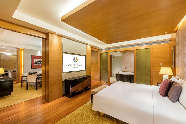 Room 7 of 39