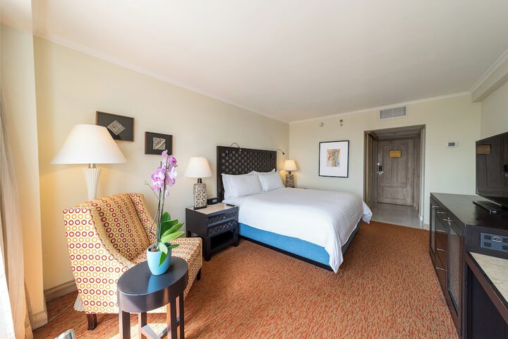 Room 15 of 165