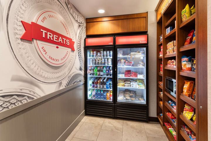 Snack bar