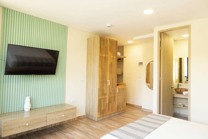 Room 35 of 119
