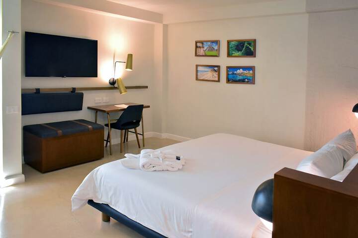 Room 6 of 64
