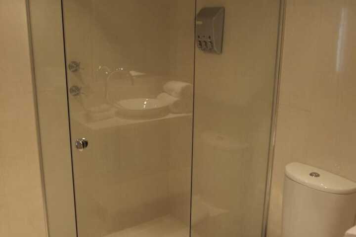 Room 20 of 35