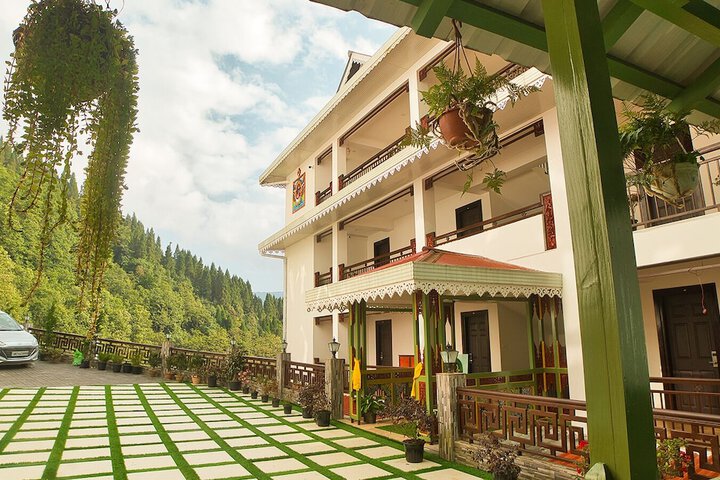 Hotel 7 of 8
