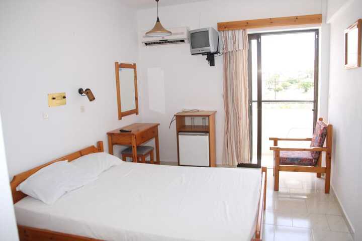 Room 14 of 42