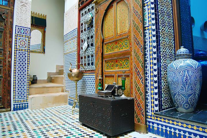 Hotel Lobby