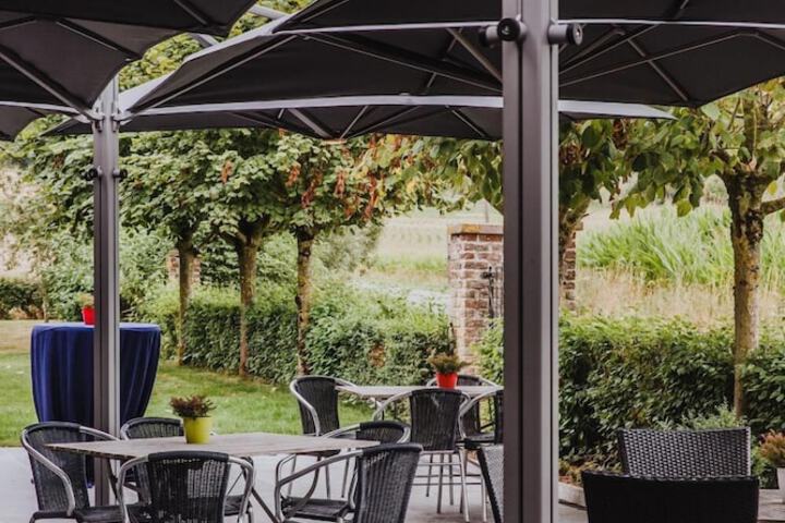 Terrace/Patio 11 of 61