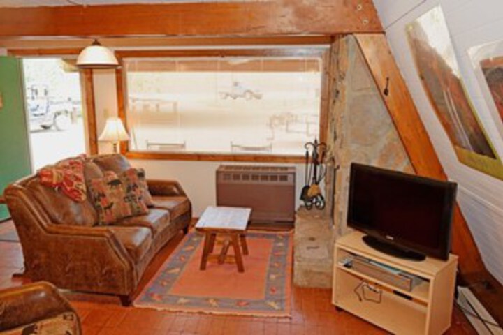 Room 9 of 21