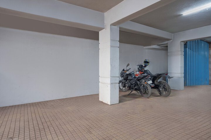 Property Grounds 33 of 40