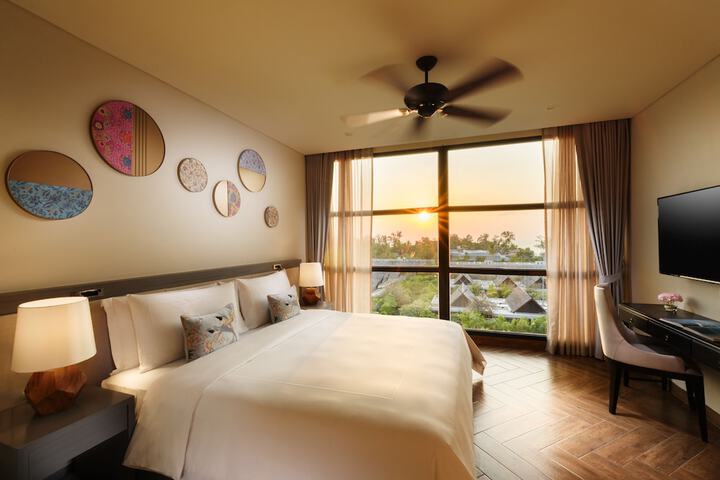 Room 5 of 155