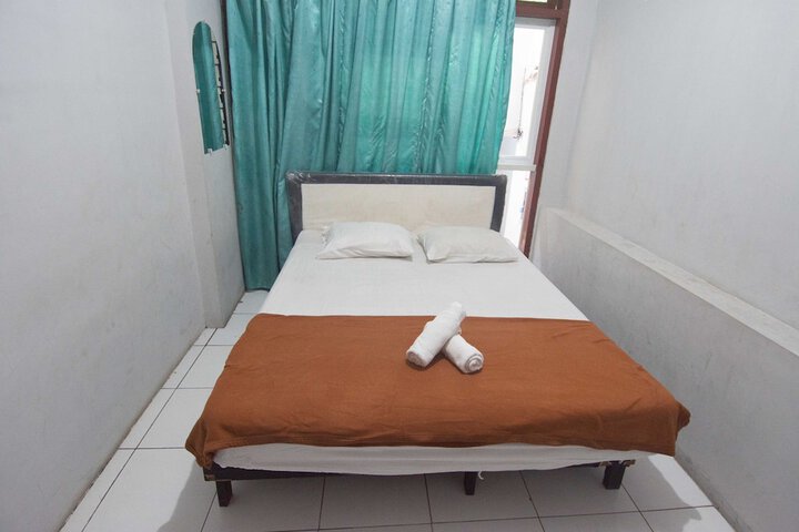 Room 14 of 26