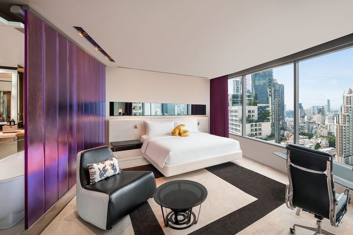 Room 32 of 171
