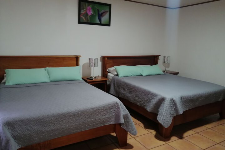 Room 18 of 110