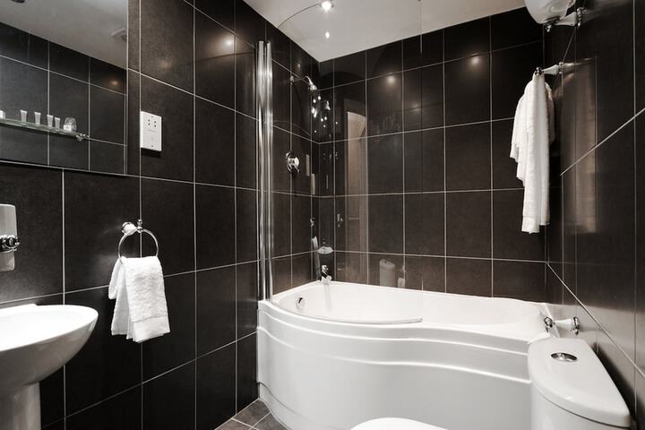 Room 40 of 46
