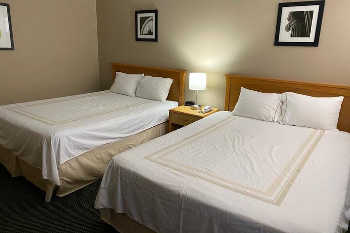 Room 33 of 50