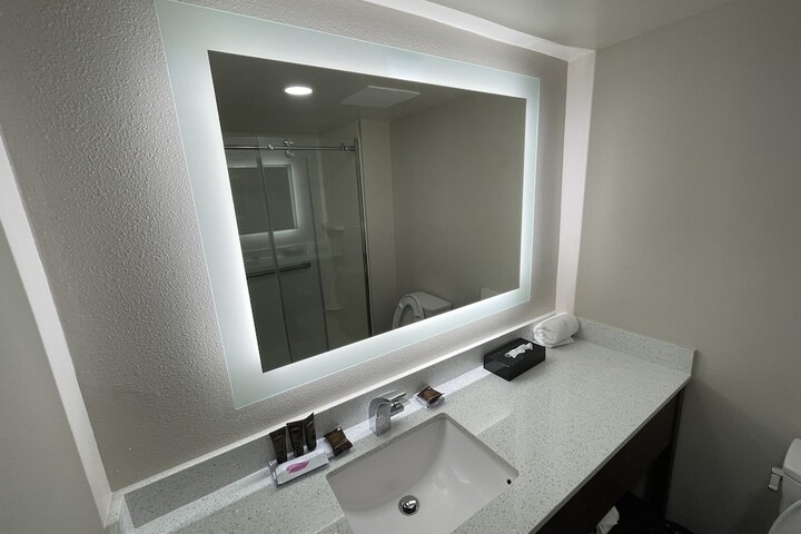 Room 15 of 30