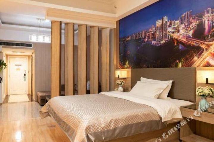 Molin Fashion Hotel (Yuxing Square Chunyuan Pedestrian Street)