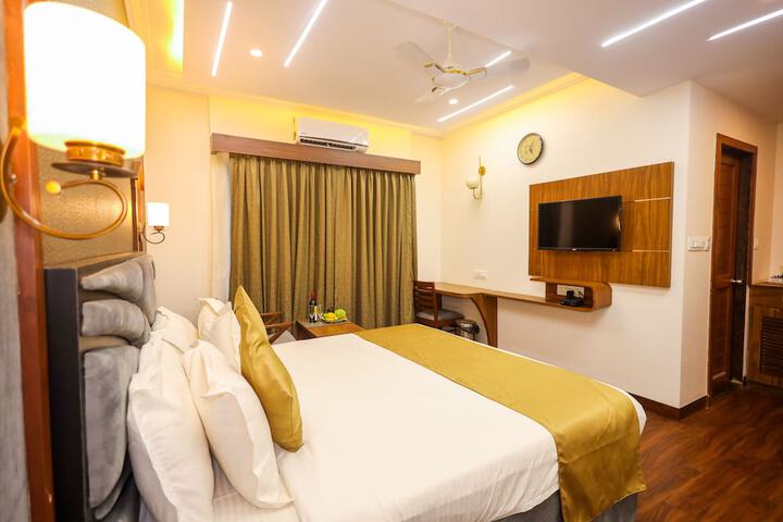 Room 9 of 43
