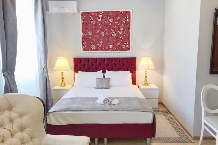 Room 27 of 67