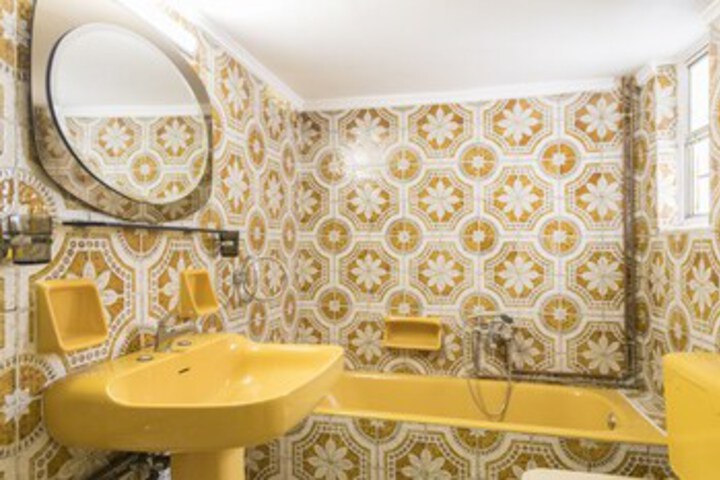 Room 4 of 23