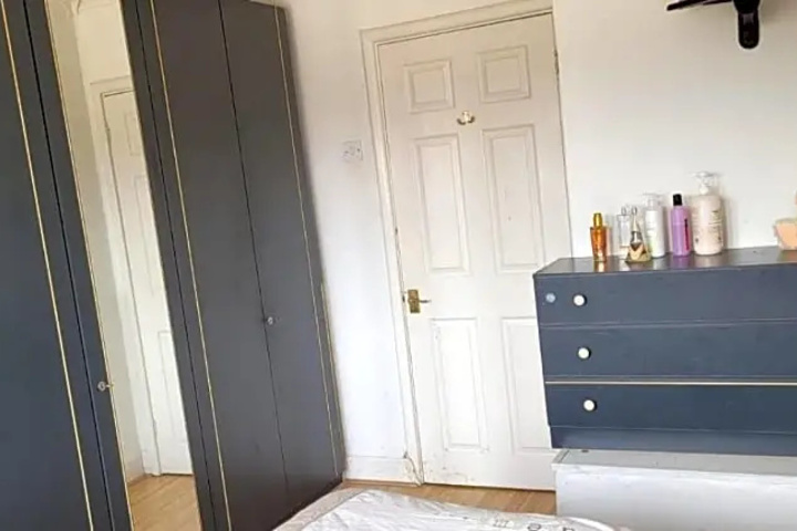 Room 7 of 26