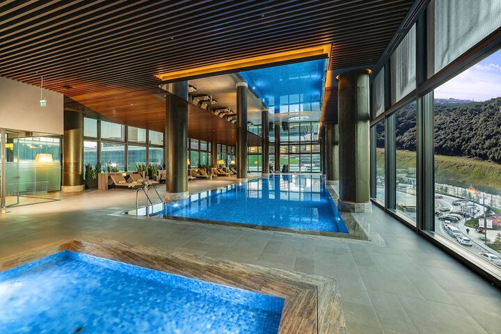 Pool 101 of 202