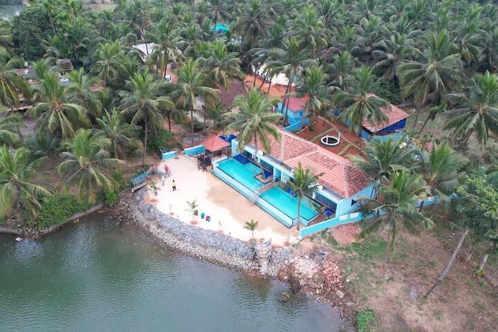 Hotel 5 of 6