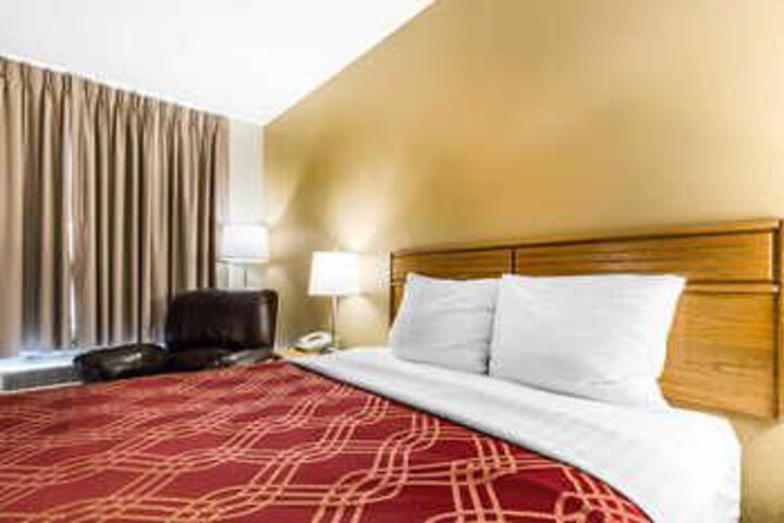 Room 43 of 68