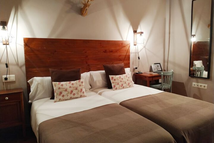 Room 12 of 44