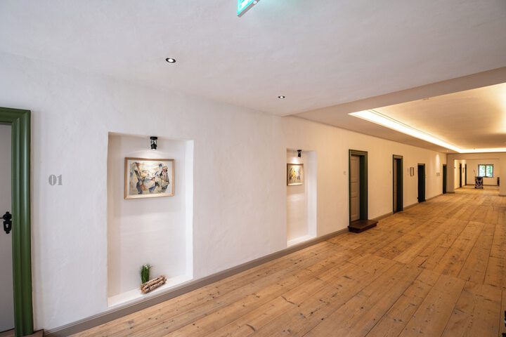 Ballroom/Hall 47 of 53
