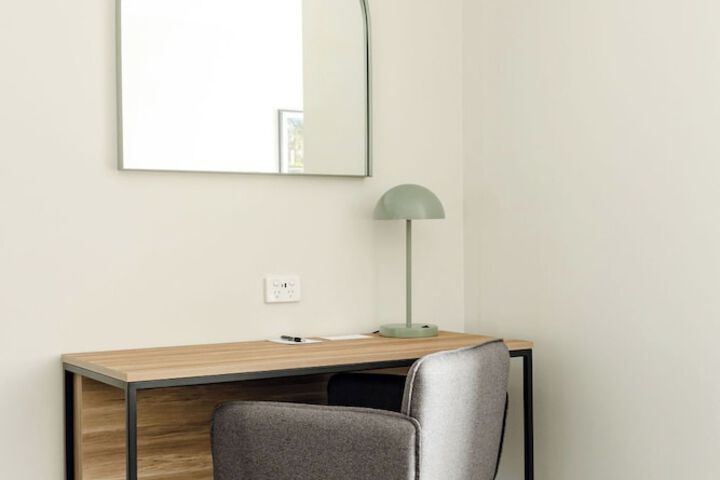 Room 5 of 35