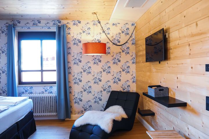 Room 49 of 133