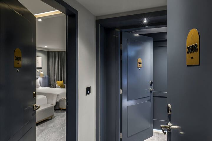 Room 34 of 125
