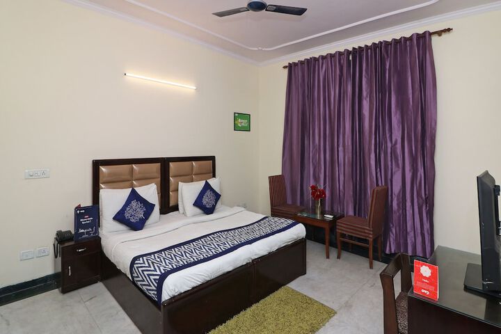 Room 17 of 21